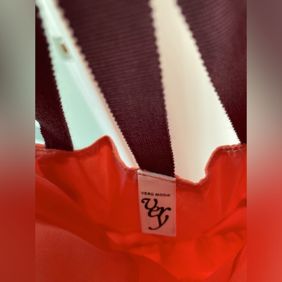 Vero Moda Sylvia Maxi Dress - Picture 6 of 7